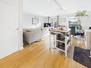 OPEN PLAN LIVING ROOM- click for photo gallery